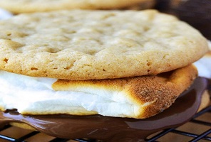 American Peanut Butter Cookie S'mores Recipe