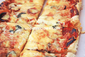 PewDiePie Pizza Pie ( Easy Crescent Pepperoni Pizza ) Recipe