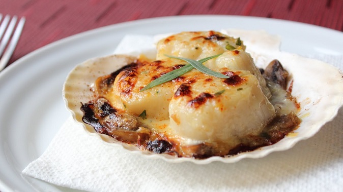French Gratineed Scallops ( Coquilles St-Jacques ) Recipe