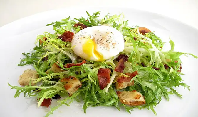French Salade Lyonnaise ( Frisée, Poached Egg, and Bacon Salad ) Recipe