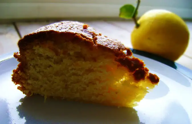 Classic Italian Lemon Cake