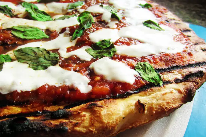 Grilled Pizza Margherita