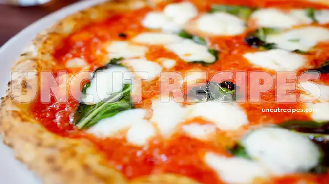 Pizza Margherita ( Traditional Neapolitan Pizza Recipe )