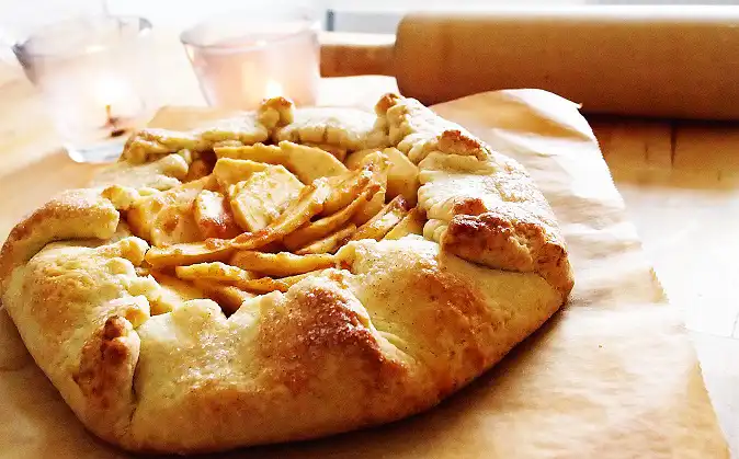 Rustic Italian Apple Cake