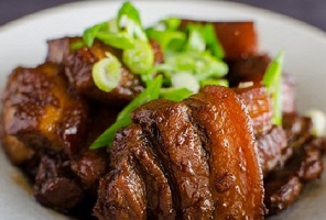 Japanese Braised Pork Belly Recipe ( Buta No Kakuni - 豚の角煮 )