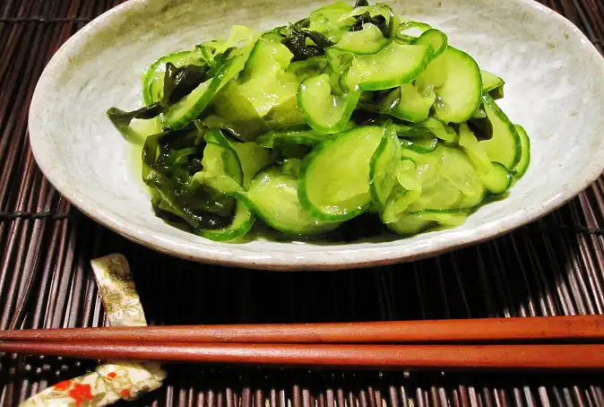 Japanese Cucumber Sunomono Recipe ( キュウリ酢の物 )