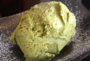 Matcha Ice Cream Recipe (抹茶アイスクリーム)