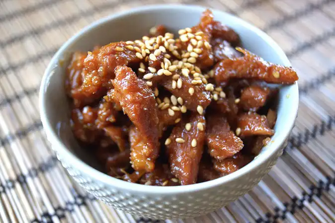Japanese Pork Shigureni with Sesame Seeds ( 豚肉 しぐれ煮とゴマ ) Recipe
