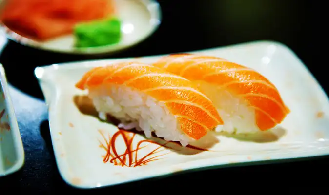 Japanese Salmon Nigiri Sushi ( サーモン 握り寿司 ) Recipe