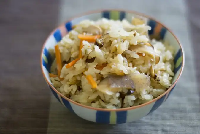 Japanese Takikomi Gohan ( 炊き込みご飯 ) Recipe