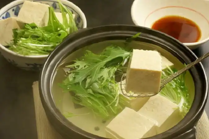 Japanese Yudofu - Hot Tofu ( 湯豆腐 ) Recipe