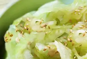 Celery Sunomono Recipe (セロリ酢の物)