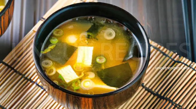 Homemade Miso Soup Recipe ( 味噌汁 )