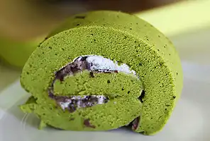 Matcha Roll Cake Recipe (抹茶ロールケーキ)