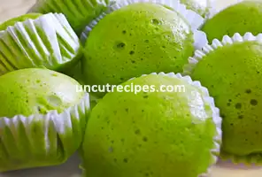Matcha Yogurt Steamed Cake Mushi Pan Recipe (抹茶蒸しパン)