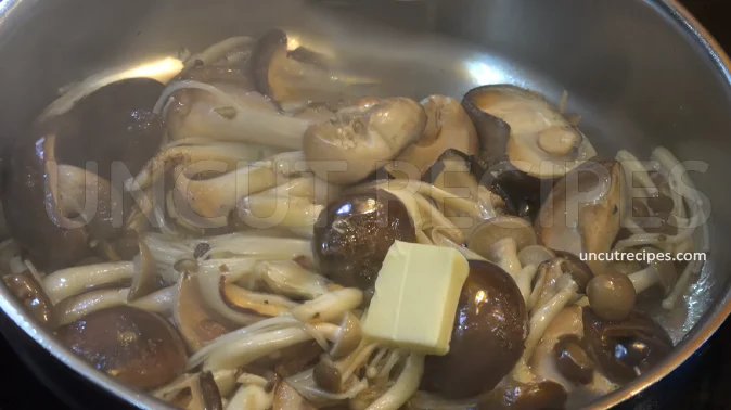 Sauteed Mushrooms with Soy Butter Sauce Recipe ( きのこのバター醤油炒め ) - 06
