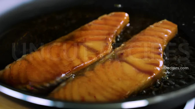 Teriyaki Salmon Recipe (鮭の照り焼き) - 08