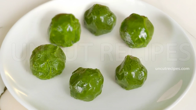 White Mochi with Matcha Filling Recipe ( 抹茶大福 ) - 05 White Mochi with Matcha Filling Recipe ( 抹茶大福 ) - 05